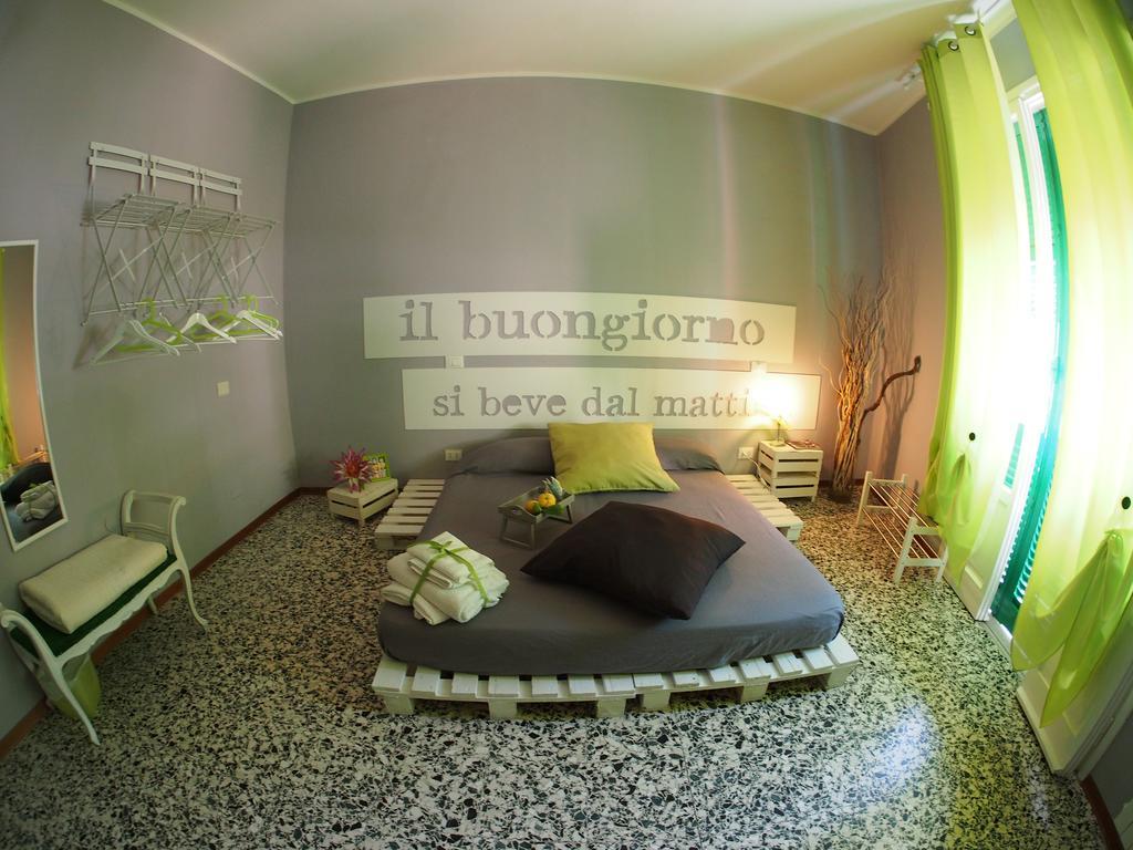 Hotel Ciao Bella Rainbow à Riomaggiore Extérieur photo