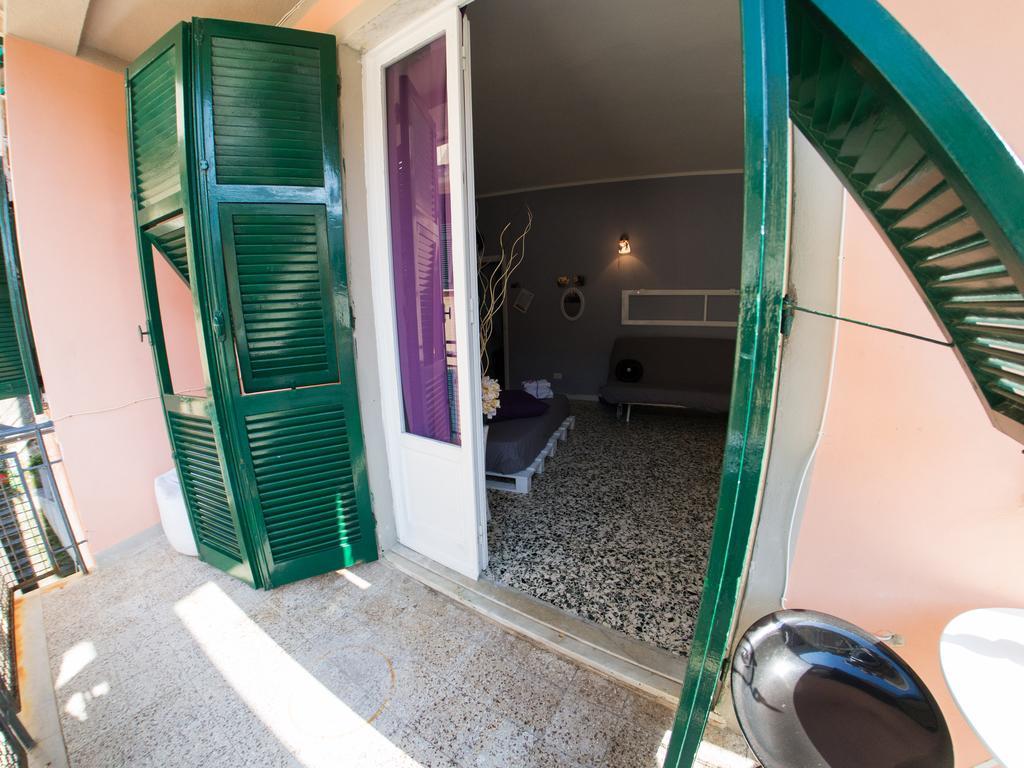Hotel Ciao Bella Rainbow à Riomaggiore Extérieur photo